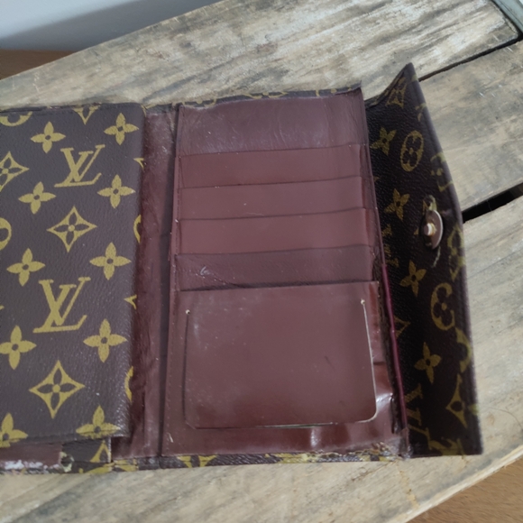 DAMAGED 80s Louis Vuitton LV large wallet Vintage multi pocket DAMAGED project - Picture 6 of 16